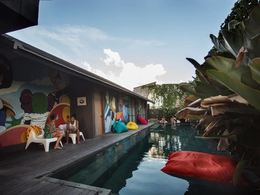 M Boutique Hostel Seminyak Eksteriør billede